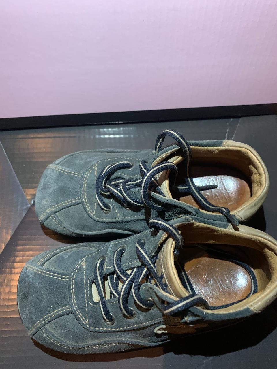 Ботинки кроссовки на мальчика 23 размер Италия