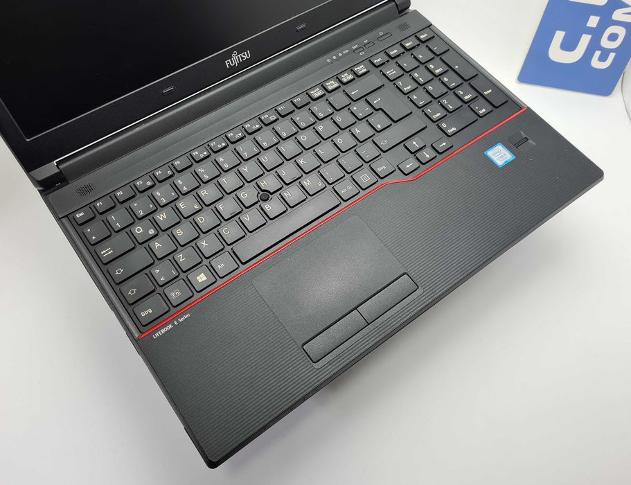Fujitsu Lifebook E557 i5 7200U/8GB/240SSD/FHD