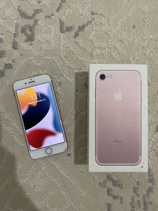 iPhone 7 128гб розовый