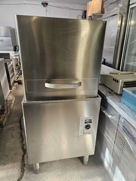 Masina spalat vase cu capota marca FAGOR, 380v cos 50x50 program scurt