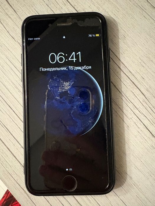 iPhone 6s телефон