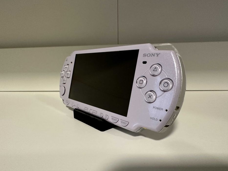 Sony PSP 2000 Lavender Purple Modata (plus accesorii)