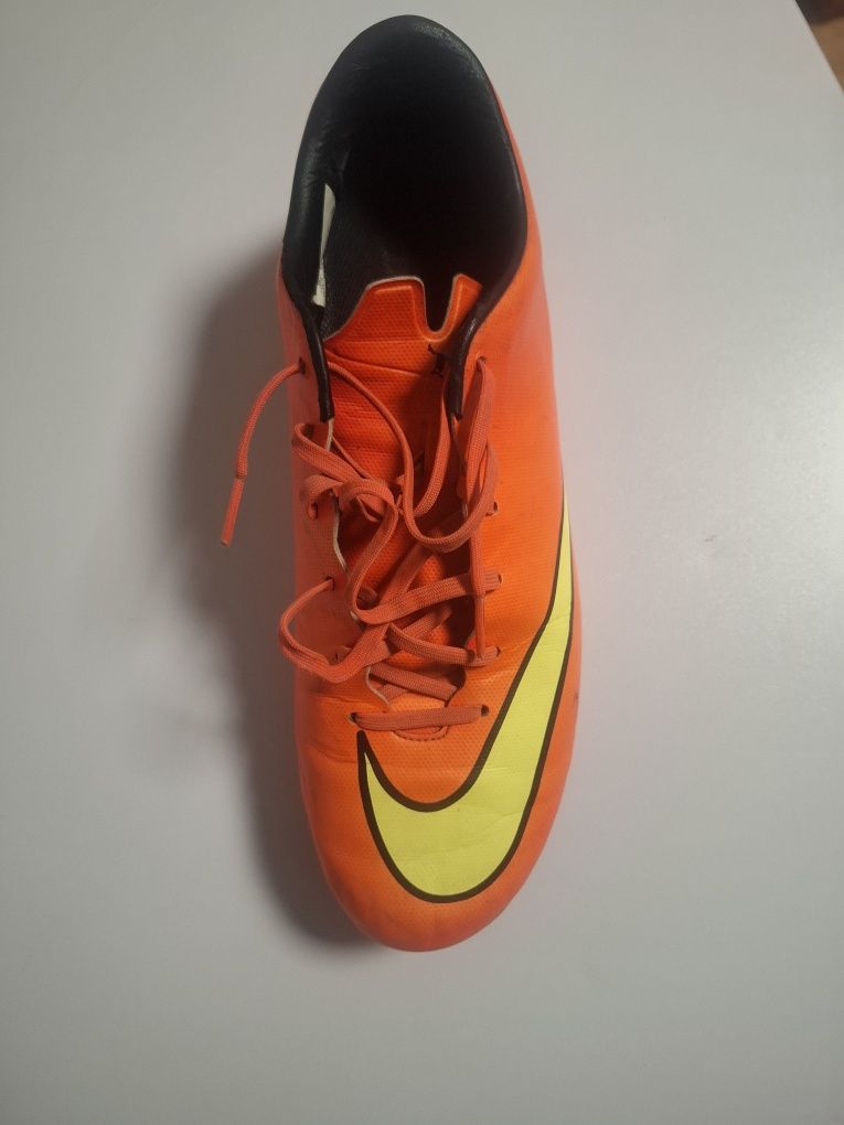 Ghete de fotbal barbati Nike Mercurial Victory V FG