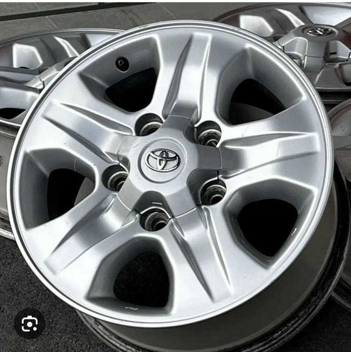 Toyota Land Cruiser оригинал диск r17