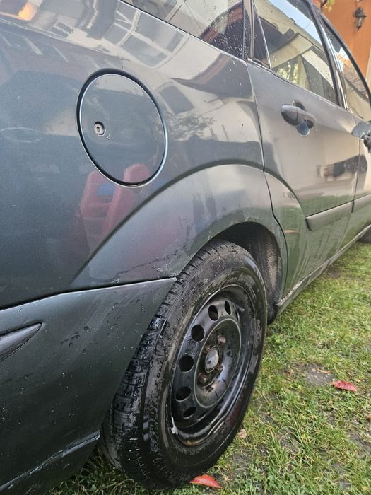 Ford focus 1 1,6 benzina an 2003 stare buna