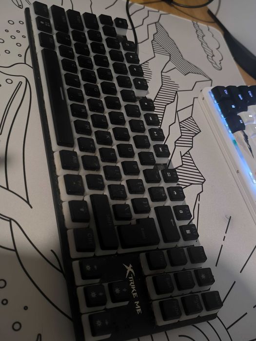 Механична клавиатура Xstrikeme