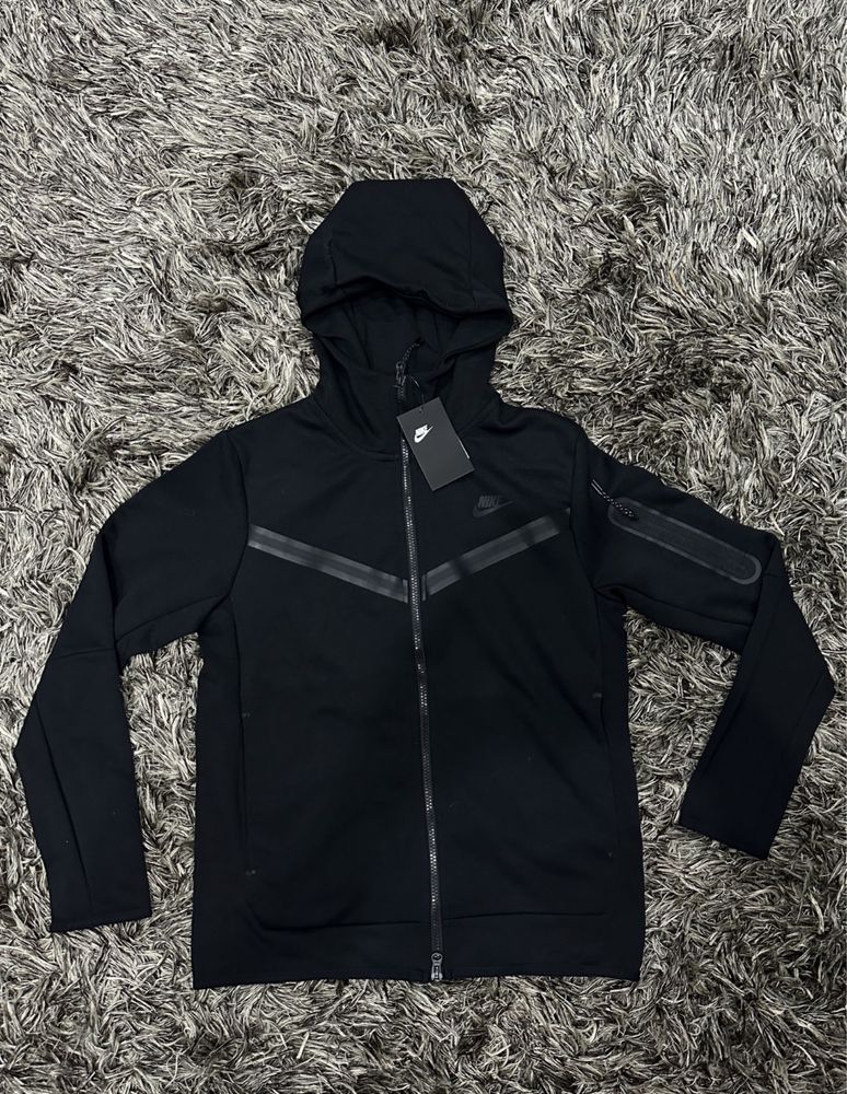 Nike Tech Fleece negru M