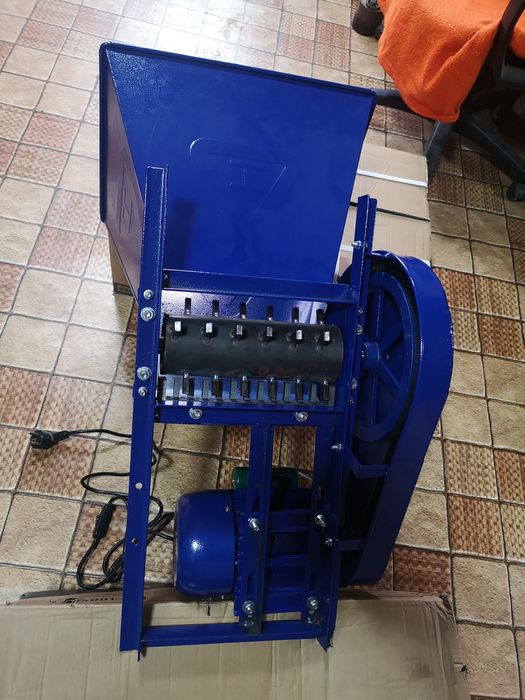 Zdrobitor de fructe cu Tamburi.