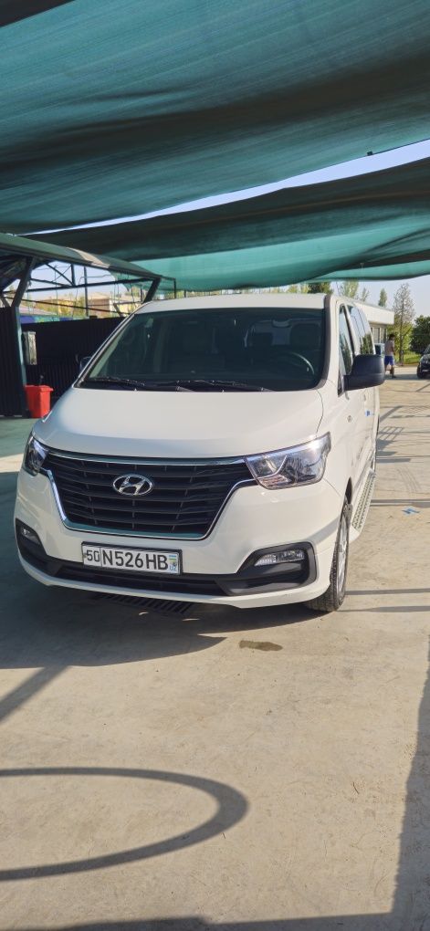 Hyundai Grand starex