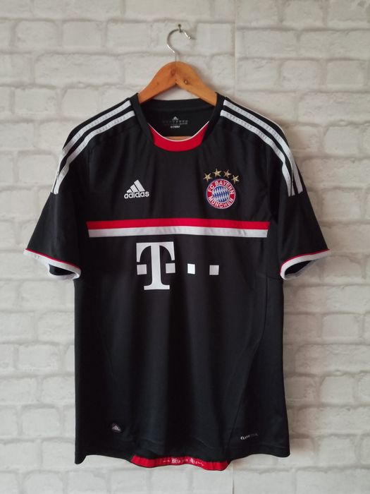 Tricou fotbal Vintage Bayern Munchen 2011-2012