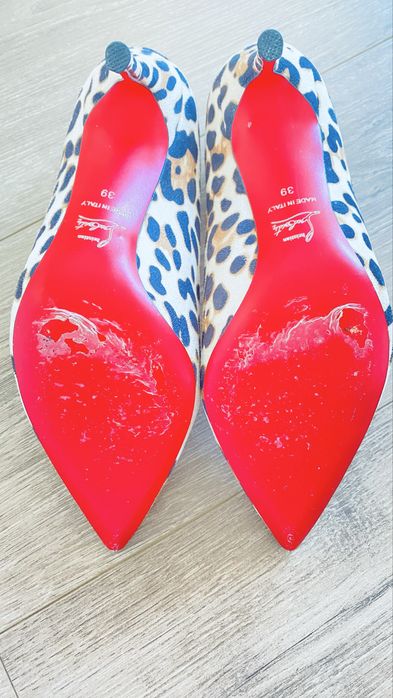 Обувки с висок ток