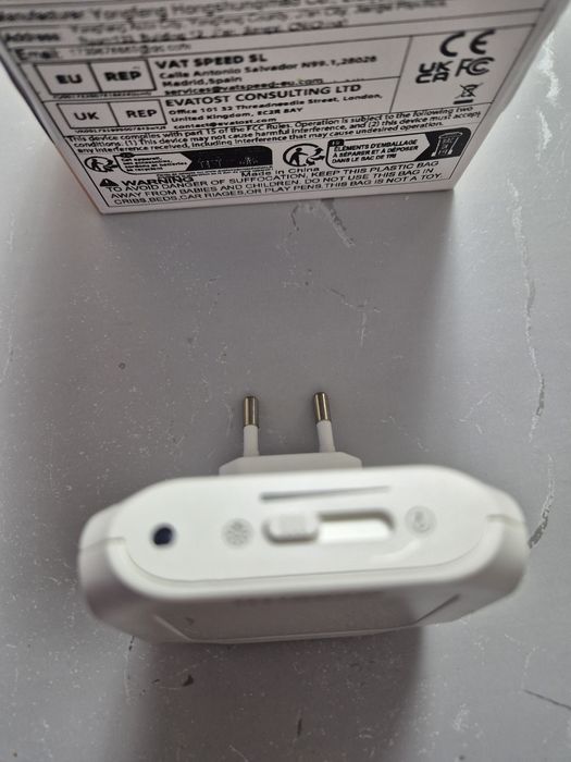 Lampa veghe cu senzor de lumina 110V/220V