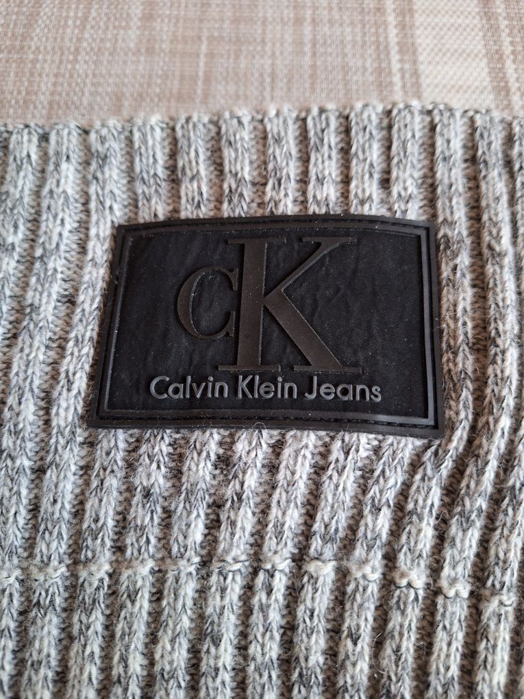Fes de calitate Calvin Klein Jeans nou