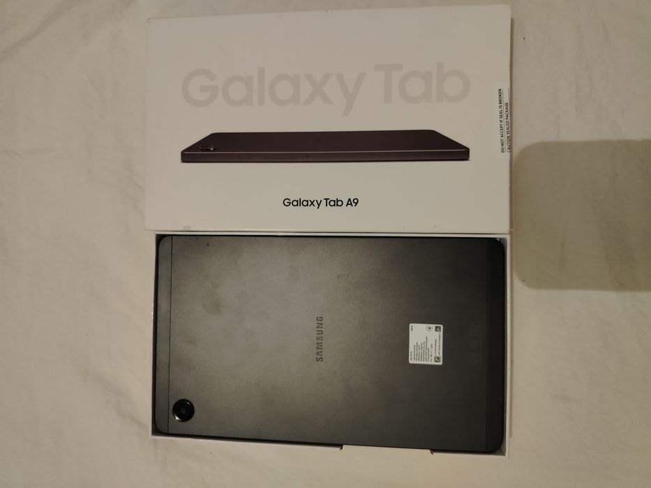 Самсунг планшет тап А 9