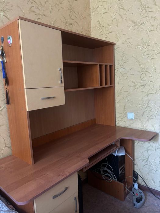Компьютерный столик