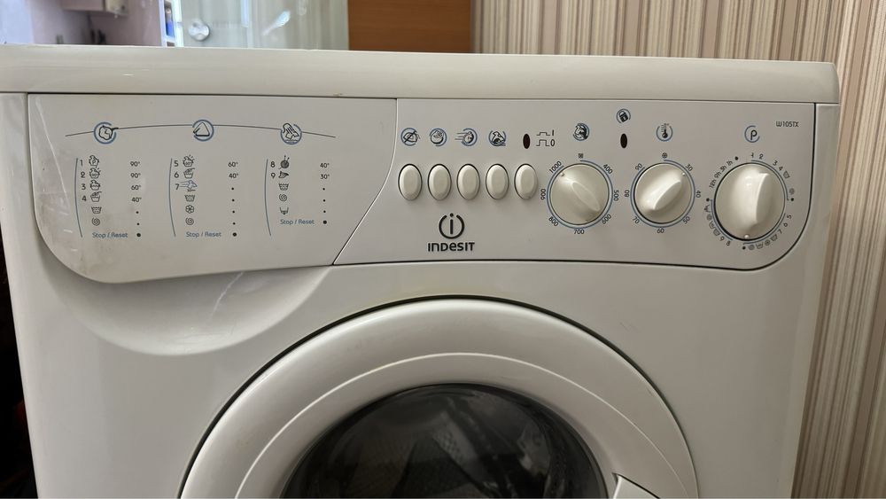 Стиральная машина indesit