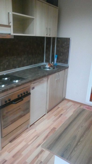 Дава се под наем Едностаен апартамент в Пловдив, Каменица 2 - 32 кв.м за 200 € - Снимка #2