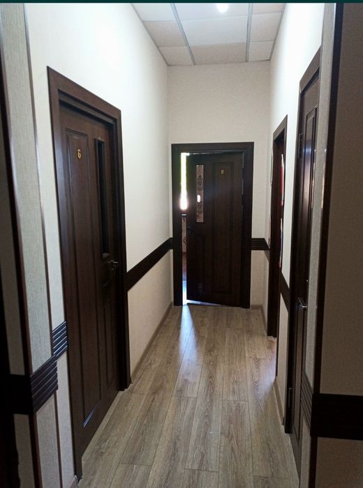 Продаётся готовые 2 и 3 этажи 3-х этажного здания