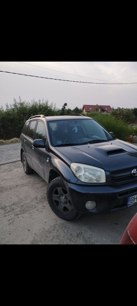 Vand piese de toyota rav 4