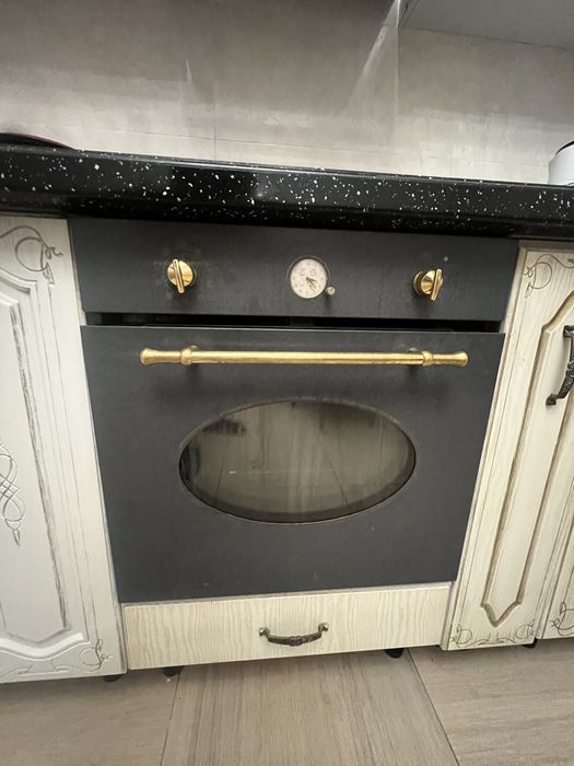 продам б/у духовую печь FRANKE