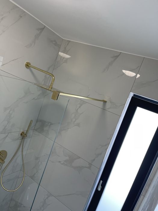 Renovari , echipari  bai , instalatii sanitare