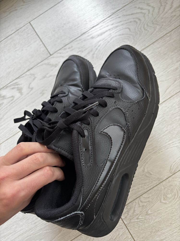 Мъжки кожени маратонки NIKE (42.5) - почти нови!