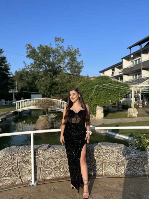 Официална рокля с пайети S-M