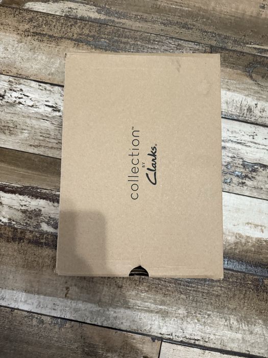 Vand ghete de piele clarks