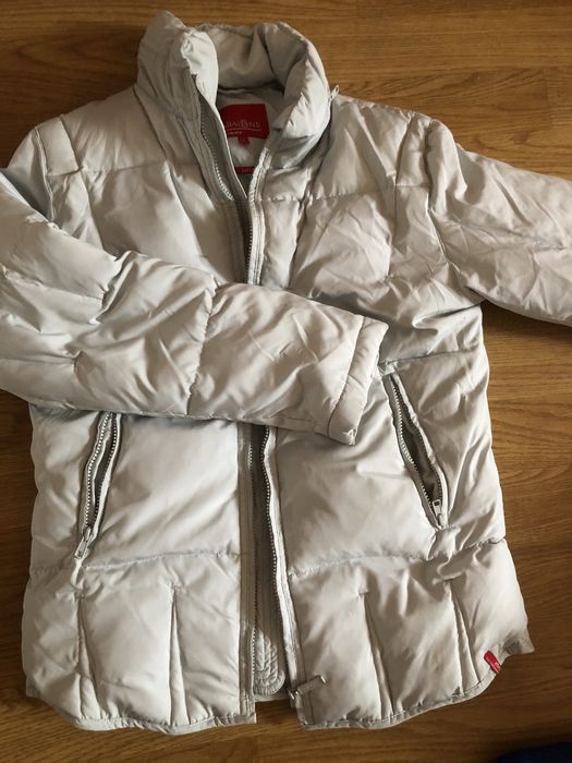 Продам куртки пуховики