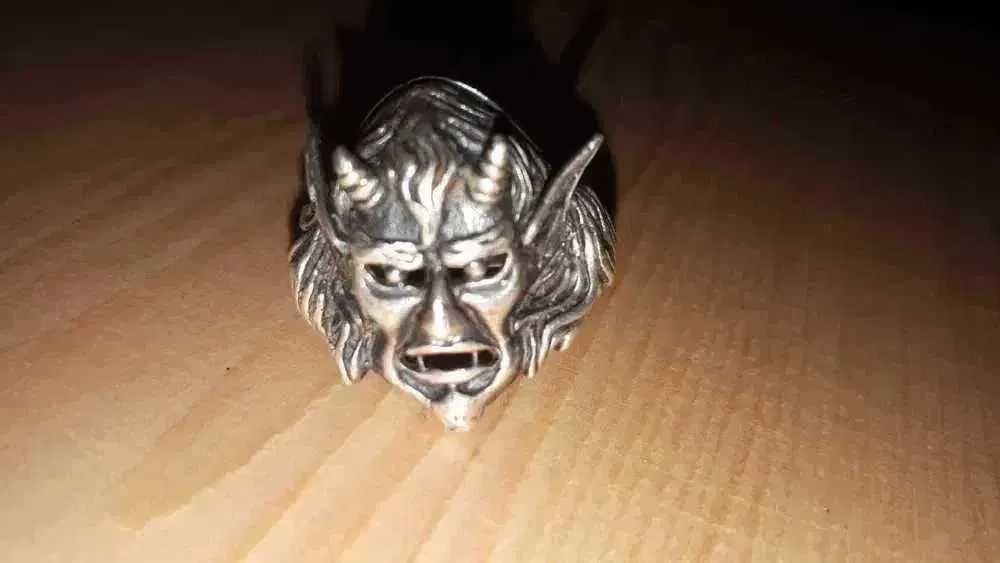 Model Rock de inel din Argint