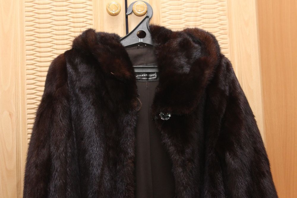Норковая Шуба в хорошем состояний