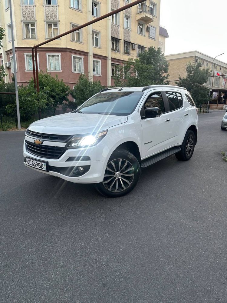 Rentacar treblezer