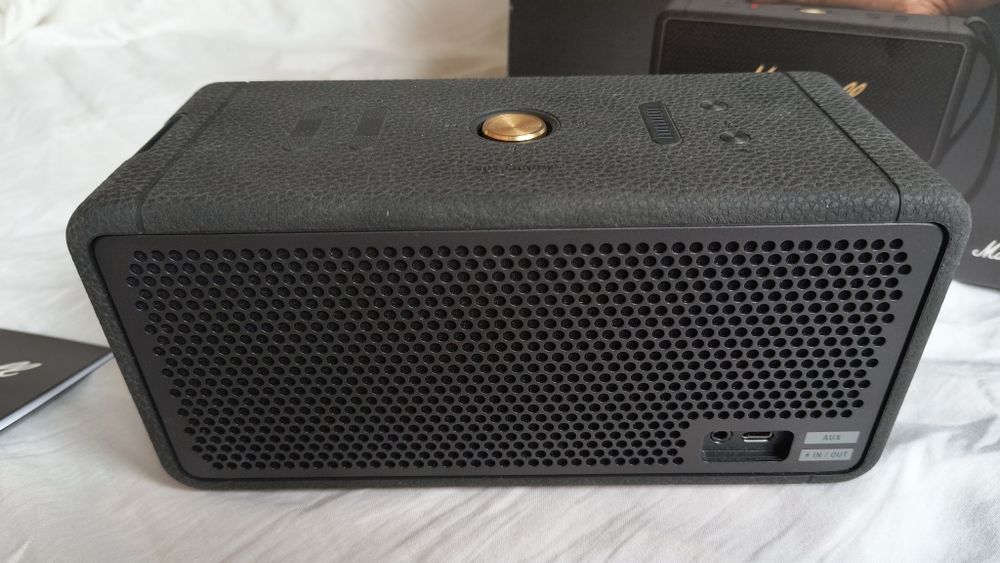 Boxa Marshall Middleton in cutia originala