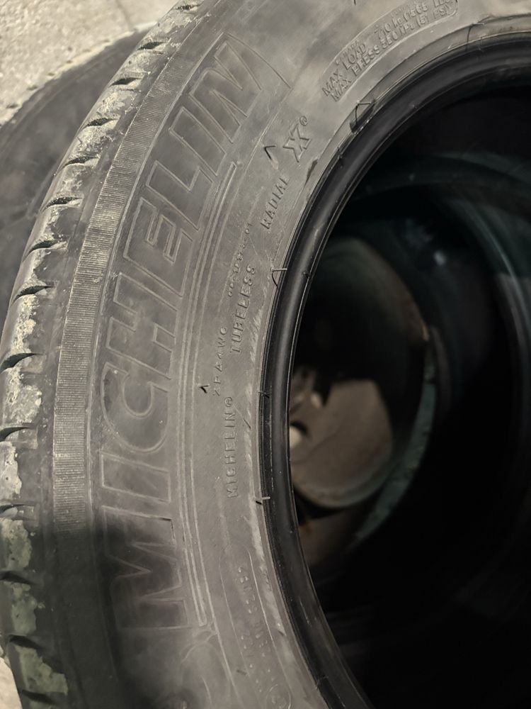 Продавам летни гуми 215/60R17 Michelin 4бр