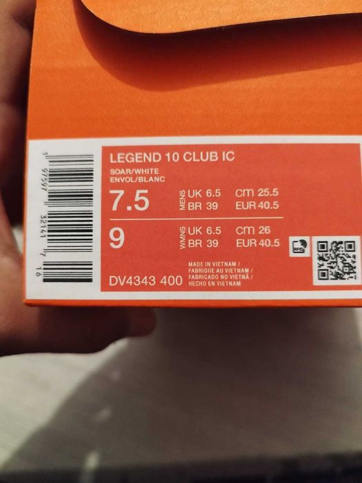 Ghete fotbal puma si nike