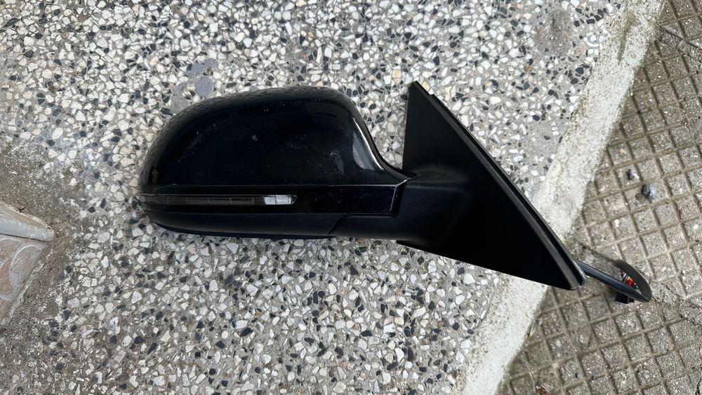 Дясно огледало за Ауди А4- b8