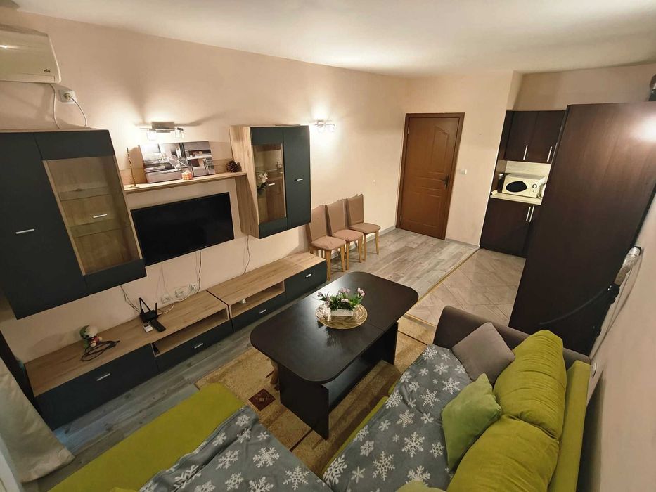 Обзаведен двустаен идеално местоположение басейн