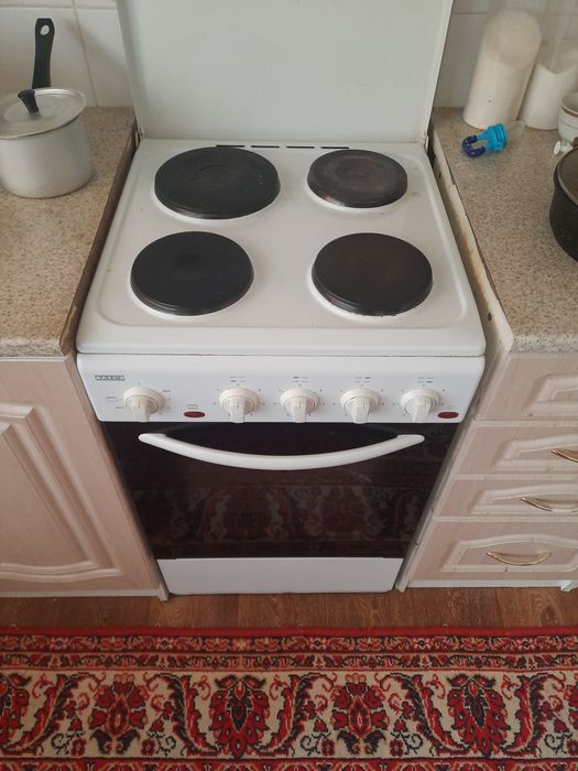Продам электроплиту