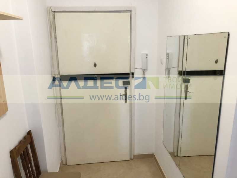 Дава се под наем Двустаен апартамент в София, Център - 54 кв.м за 510 € - Снимка #8