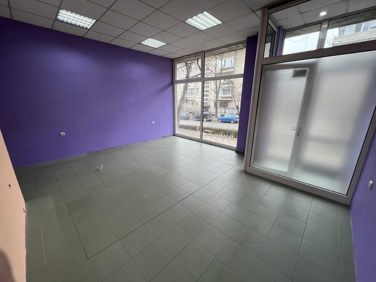 Продава се Магазин в Велико Търново, Акация - 130 кв.м за 770 €/кв.м - Снимка #2