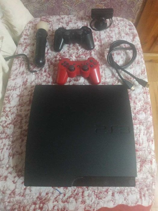Продается  Sony  PS  Slim с игровыми дисками.