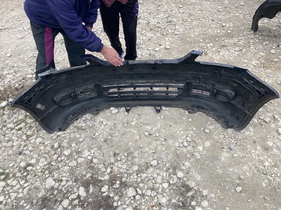 Предна броня за Тоаран VW  Тоаран 03 - 06 г.