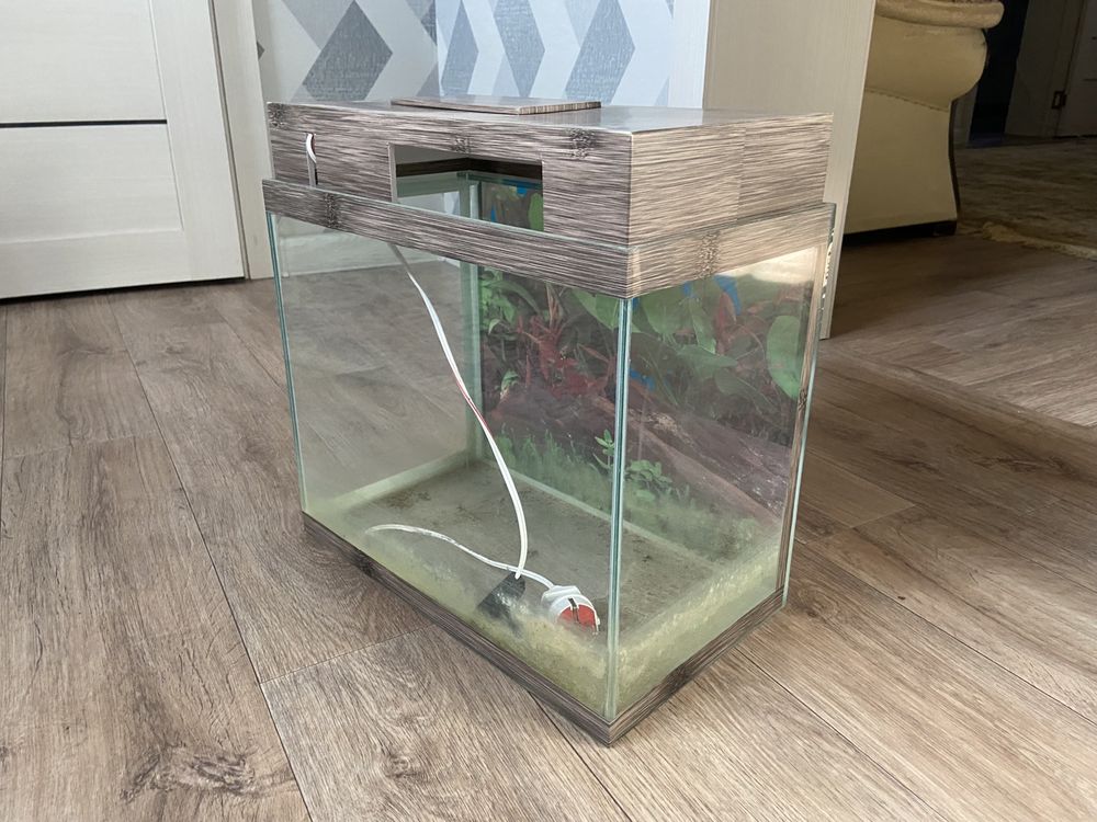 Продам аквариум для черепахи с фильтром