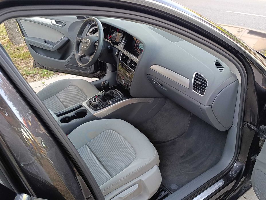 Audi A4 B8 2.0 Diesel 2013 Rate sau Cash