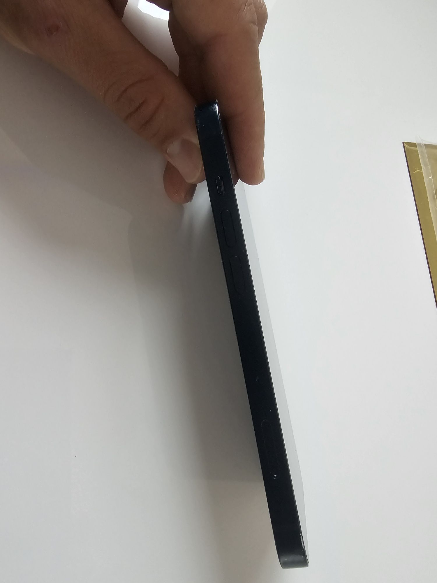 IPhone 14 в много добро състояние