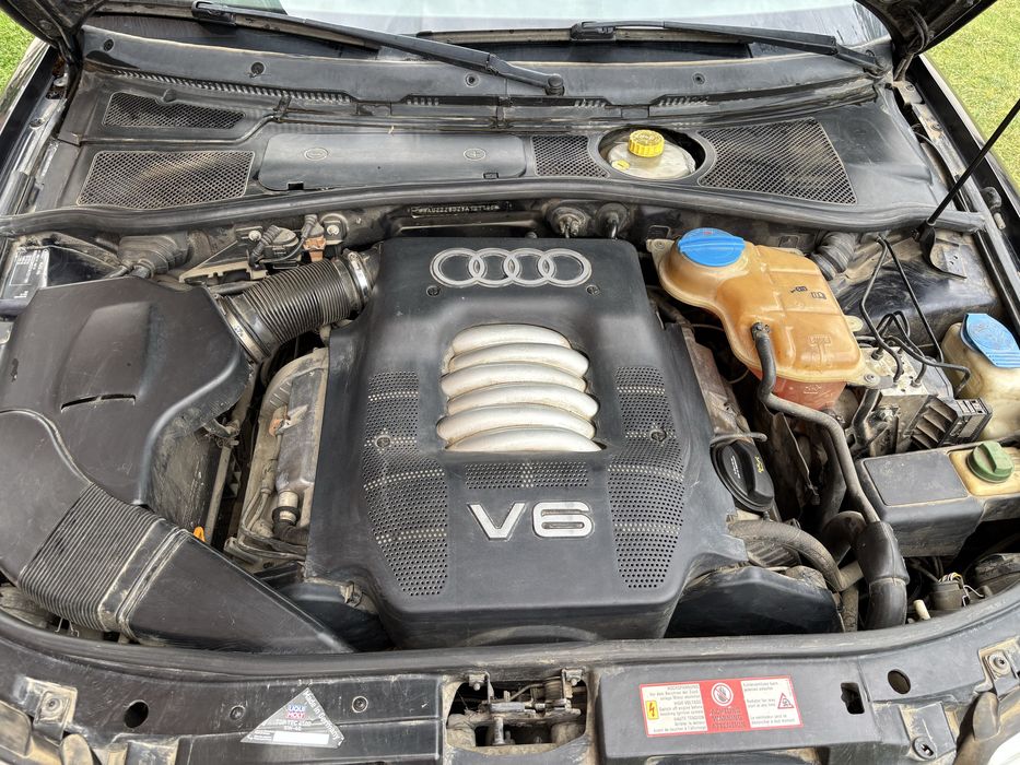 Audi A4 B5 2.4 V6 QUATTRO facelift