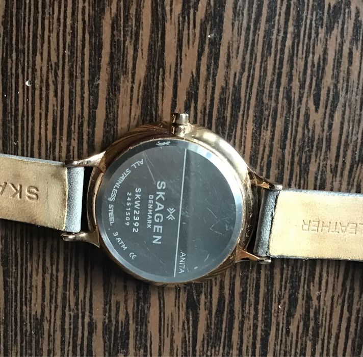 Ceas de dama Skagen original cu curea din piele