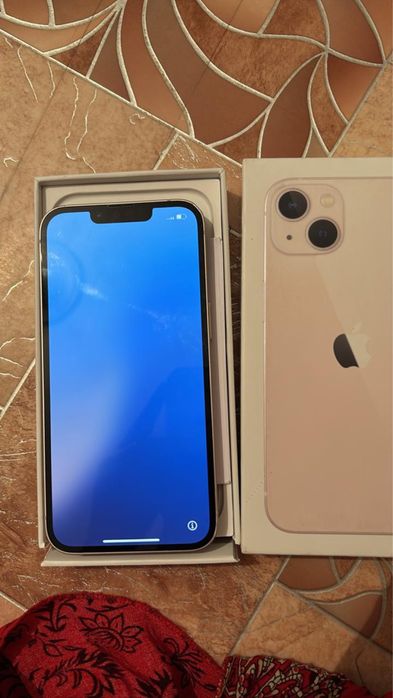 iPhone 13 с гарантией