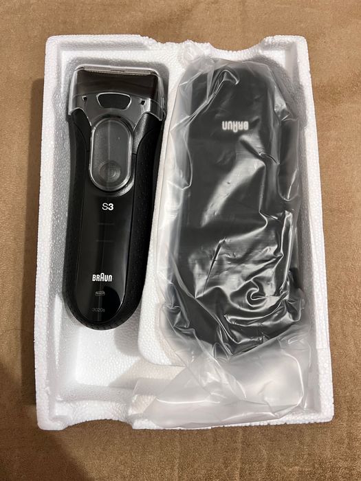 ЧИСТО НОВА Самобръсначка Braun Series 3