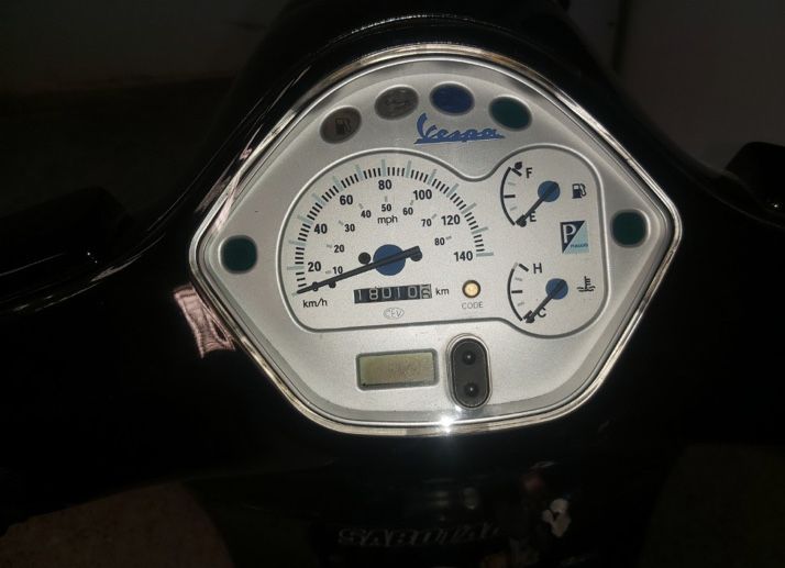 Vespa Grandturismo 125 L